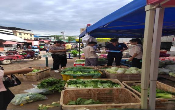 元謀縣檢驗檢測所開展2023年食用農產品質量安全監測抽樣工作，筑牢食品安全防線